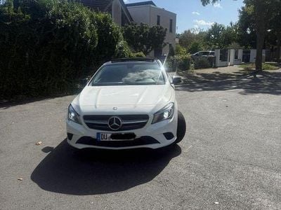 Mercedes CLA220