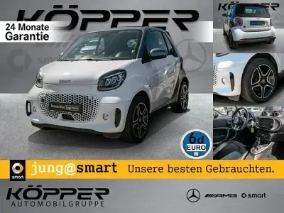 Używany Smart ForTwo Electric Drive Exclusive 60 kW (82 KM) 2024 Biały Kabriolet
