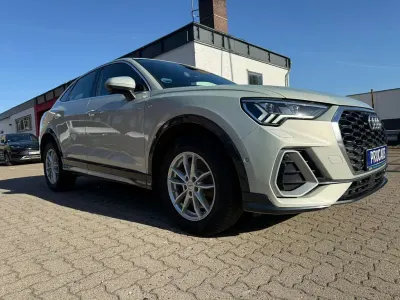 Używany Audi Q3 Sportback S-Line 245 KM (180 kW) 2023 Srebrny SUV