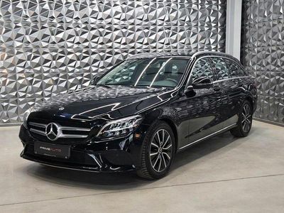 Gebraucht Mercedes C200 Avantgarde 150 PS (110 kW) 2018 Schwarz Limousine