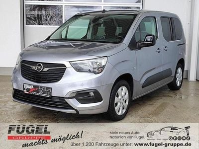 Usado Opel Combo Life Elegance 131 HP (96 kW) 2022 Cinzento Carrinha