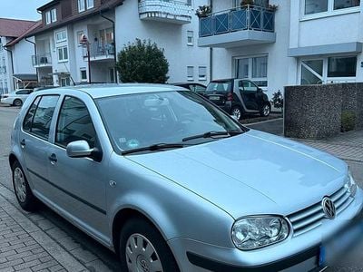 Silber Gebraucht 2002 VW Golf Limousine | 1.700 € (Fairer Preis)