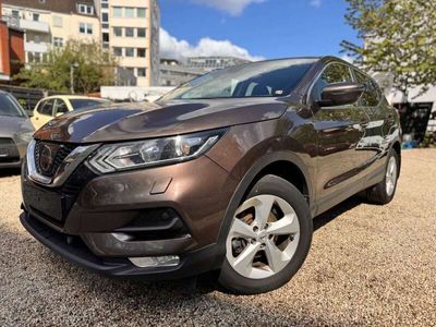 gebraucht Nissan Qashqai 1.2 Acenta/NAVI/R-CAM/AHK/KLIMATR./EURO6