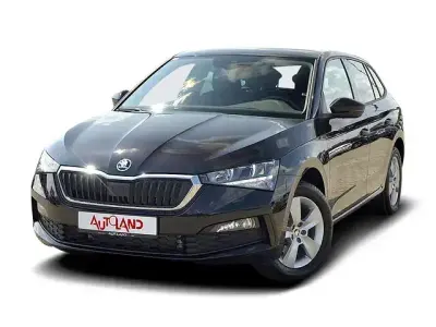 Gebraucht Skoda Scala 110 PS (80 kW) 2023 Blackmagicmet. Kleinwagen