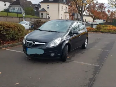 Gebraucht Opel Corsa Innovation 95 PS (69 kW) 2010 Schwarz Kleinwagen