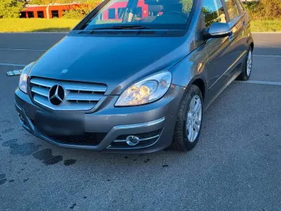 Brugt Mercedes B200 136 HK (100 kW) 2009 Grøn MPV