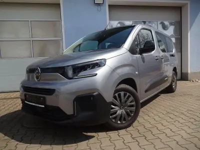 Gebraucht Citroën Berlingo 131 PS (96 kW) 2024 Grau Van / Kleinbus