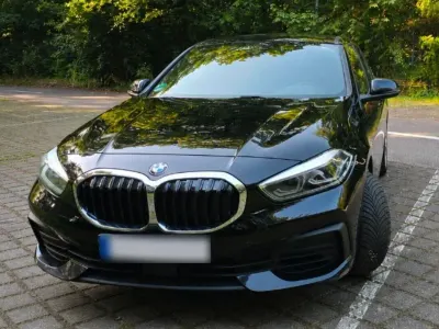 Gebraucht BMW 118 Advantage 140 PS (102 kW) 2020 Schwarz Kleinwagen