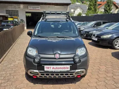 Gebraucht Fiat Panda Cross Cross 86 PS (63 kW) 2021 Colore esterno cinema schwarz Kleinwagen