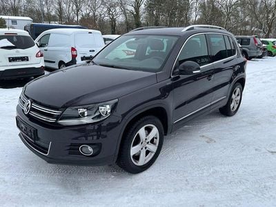 Grau Gebraucht 2015 VW Tiguan LOUNGE SUV | 9.999 € (Guter Preis)
