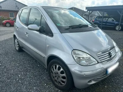 Używany Mercedes A160 101 KM (74 kW) 2002 Srebrny Hatchback