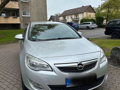 gebraucht Opel Astra Sports Tourer Kombi