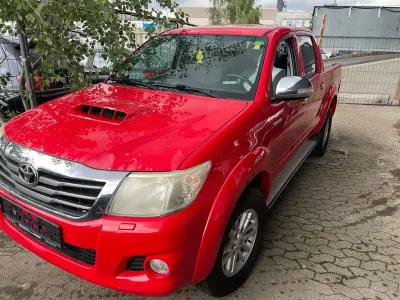 Gebraucht Toyota HiLux 171 PS (125 kW) 2012 Rot Pickup