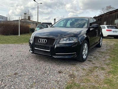 Gebraucht Audi A3 Attraction 102 PS (75 kW) 2011 Schwarz Kleinwagen