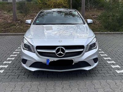 Gebraucht Mercedes CLA200 156 PS (114 kW) 2015 Grau Limousine