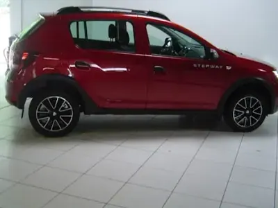 Gebraucht Dacia Sandero Prestige 90 PS (66 kW) 2019 Rot Limousine