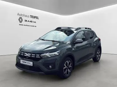 Używany Dacia Sandero Expression 91 KM (66 kW) 2023 Szary Hatchback