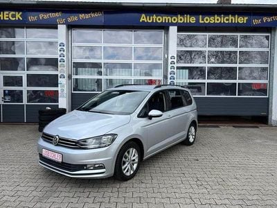 Gebraucht VW Touran Comfortline 150 PS (110 kW) 2016 Silber Van / Kleinbus