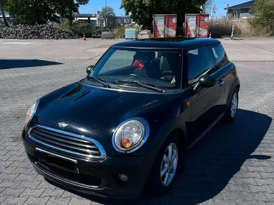 Używany Mini Cooper 95 KM (69 kW) 2009 Czarny Hatchback