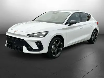 Neu Cupra Leon 150 PS (110 kW) 2025 Weiss Limousine