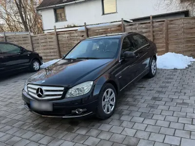 Gebraucht Mercedes C200 184 PS (135 kW) 2009 Schwarz Limousine