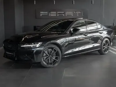 Gebraucht Volvo S60 Ultimate 455 PS (334 kW) 2024 Schwarz Limousine