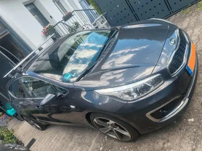 Gebraucht Kia Ceed Platinum 135 PS (99 kW) 2015 Grau Kleinwagen