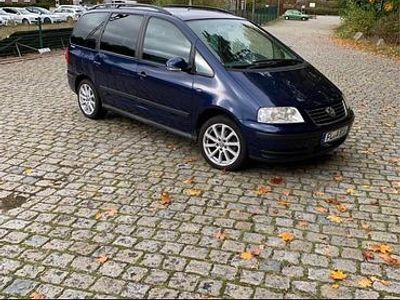 VW Sharan