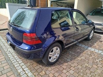 Gebraucht VW Golf IV Comfortline 105 PS (77 kW) 2003 Blau Limousine