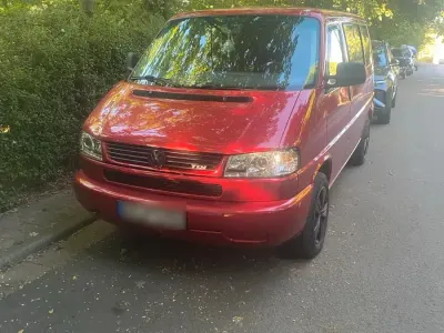Gebraucht VW Multivan 101 PS (74 kW) 1998 Rot Van / Kleinbus