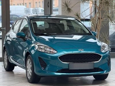 Gebraucht Ford Fiesta 86 PS (63 kW) 2018 Blau metallic Kleinwagen