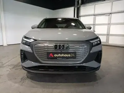 Gebraucht Audi Q4 e-tron Comfort 210 kW (286 PS) 2024 Grau SUV