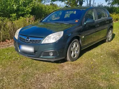 Gebraucht Opel Signum 150 PS (110 kW) 2007 Grün Kleinwagen