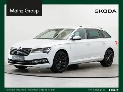Gebraucht Skoda Superb Style 190 PS (139 kW) 2024 Moonweiß perleffekt Kombi