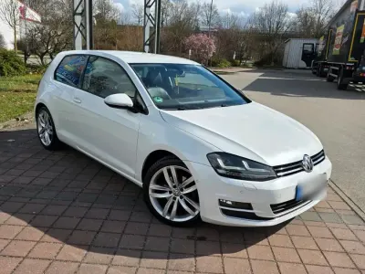 Gebraucht VW Golf VII 140 PS (102 kW) 2013 Weiß Kleinwagen