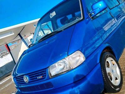 Second-hand VW T4 151 CP (111 kW) 2000 Albastru Van