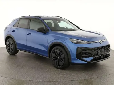 Neu VW T-Roc R-line 150 PS (110 kW) 2026 Celestial blue metallic SUV