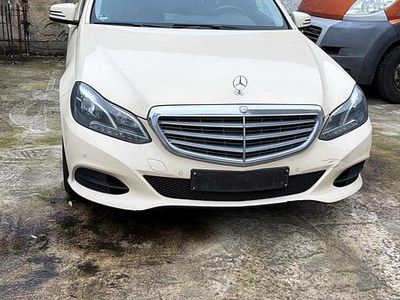 Gebraucht 2015 Mercedes E200 Limousine | 5.350 €