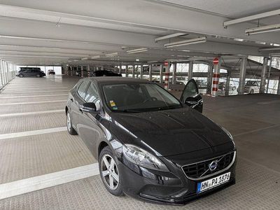 Gebraucht Volvo V40 150 PS (110 kW) 2015 Schwarz Limousine