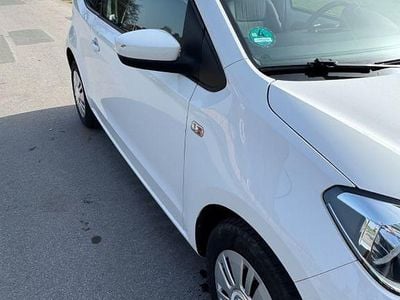 Gebraucht VW up! move up! 60 PS (44 kW) 2016 Weiß Kleinwagen