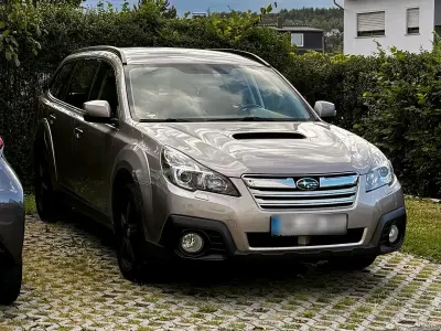 Gebraucht Subaru Outback 150 PS (110 kW) 2013 Andere farben Kombi