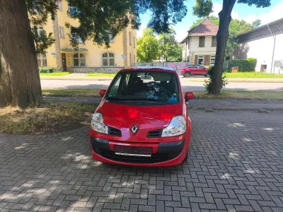 Gebraucht Renault Modus 90 PS (66 kW) 2009 Rot Van / Kleinbus