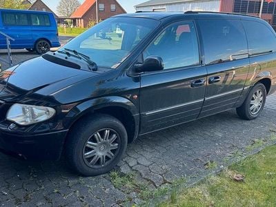Usado Chrysler Grand Voyager 150 HP (110 kW) 2005 Preto Monovolume