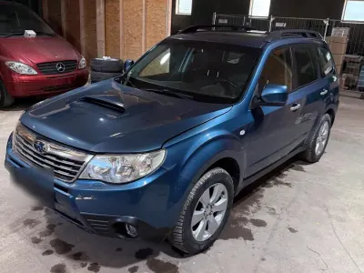 Gebraucht Subaru Forester 147 PS (108 kW) 2010 Blau SUV