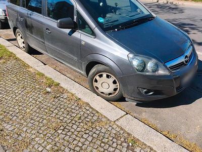 Brugt Opel Zafira 116 HK (85 kW) 2011 Grå MPV