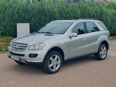 Mercedes ML280