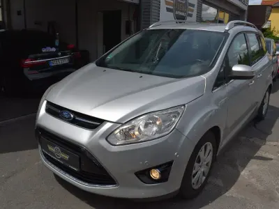 Gebraucht Ford Grand C-Max Titanium 125 PS (91 kW) 2014 Grau Van / Kleinbus