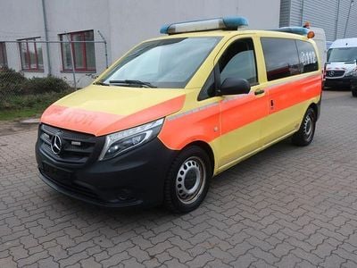 Gebraucht Mercedes Vito 163 PS (119 kW) 2016 Gelb Van
