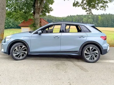 Gebraucht Audi A3 204 PS (150 kW) 2025 Grau Kombi