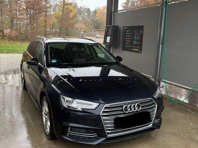 Gebraucht Audi A4 Sport 190 PS (139 kW) 2016 Blau Kombi